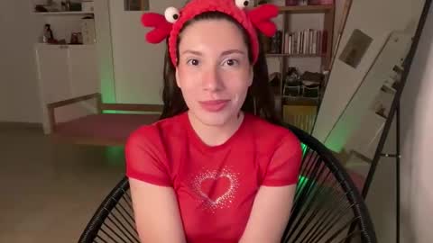 Astrid online show from October 20, 7:08 pm