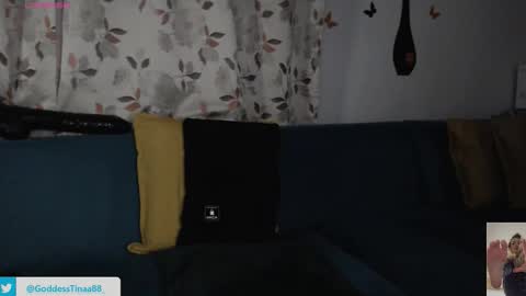 Snapshot of cris_tinne chatting on September 14, 4:19 pm cris_tinne online show from September 14, 4:19 pm