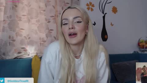 cris_tinne online show from October 5, 1:51 pm