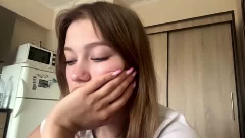 crissymemo online show from July 22, 3:14 pm