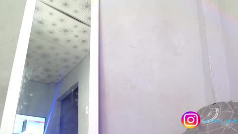 Cristal online show from December 19, 3:57 am