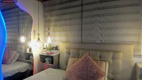 Cristal online show from April 13, 4:17 am