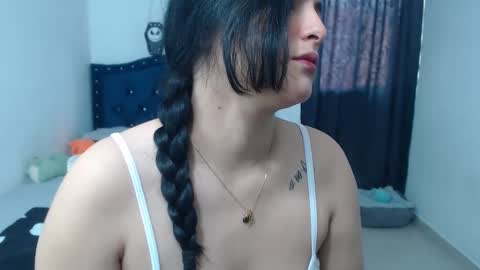 Snapshot of cristal_hot07 chatting on February 8, 10:19 pm Cristal online show from February 8, 10:19 pm
