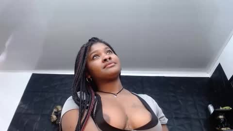 Hanna  online show from November 29, 12:57 pm