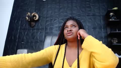 Hanna  online show from November 22, 9:41 am