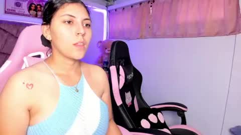 cristal_smith20 online show from July 2, 2:11 pm