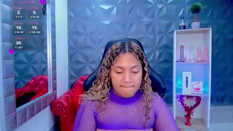 Cristal online show from February 20, 9:39 pm