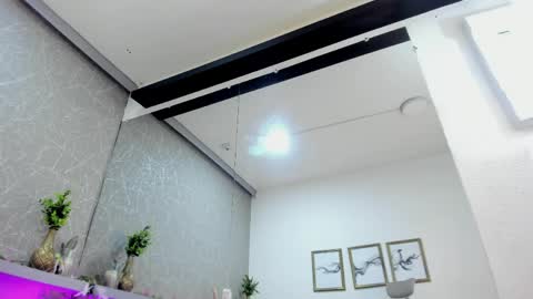 cristalbm_ online show from May 15, 3:59 am