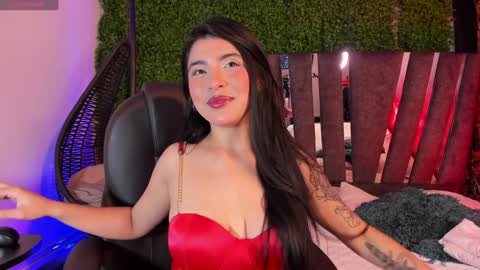 Snapshot of cristalcerati_ chatting on December 29, 2:31 pm Cristal online show from December 29, 2:31 pm