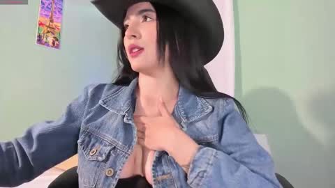 Cristal  online show from March 12, 6:00 pm