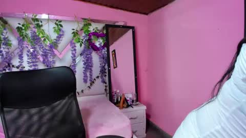 cristall_15 online show from September 23, 2:27 am