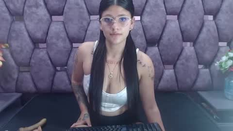cristall_15 online show from February 17, 3:04 am