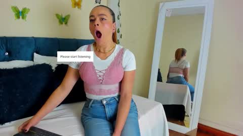 cristal walker online show from October 18, 11:47 am