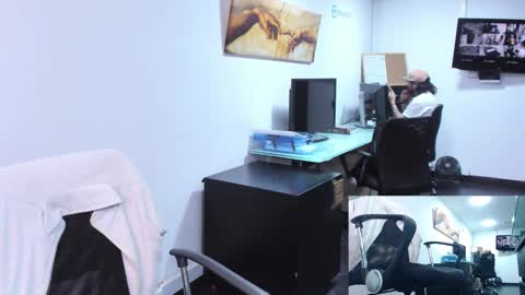 you can call me your sweettie assistant   online show from February 7, 5:40 pm