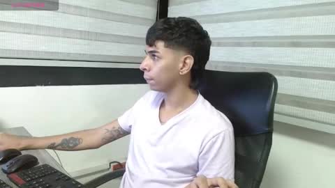 cristhian online show from September 23, 6:18 am