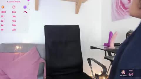 Snapshot of cristina_fernando chatting on February 20, 8:58 pm soycriss online show from February 20, 8:58 pm