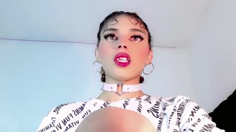 Snapshot of cristinadollsex chatting on February 12, 2:03 am Cristinadollsex online show from February 12, 2:03 am