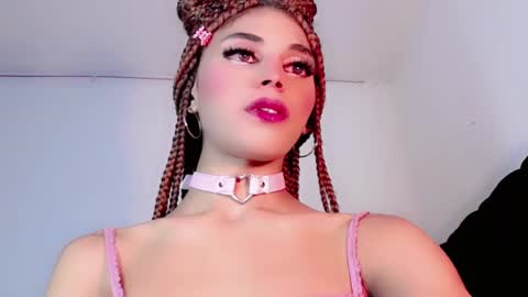 Snapshot of cristinadollsex chatting on February 28, 11:36 am Cristinadollsex online show from February 28, 11:36 am
