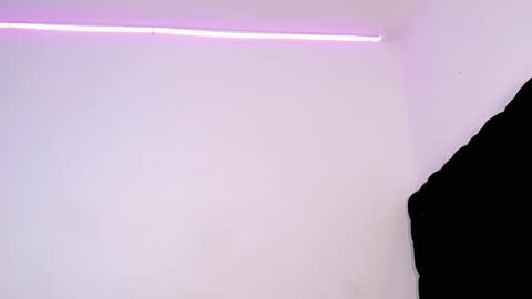 Snapshot of cristinadollsex chatting on March 12, 10:37 am Cristinadollsex online show from March 12, 10:37 am