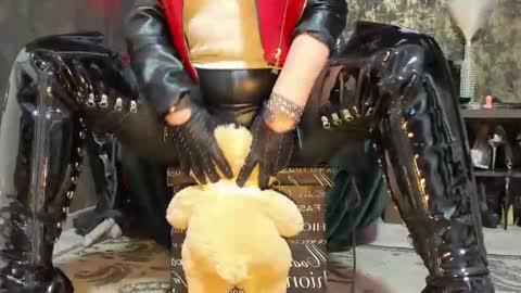 Cristin online show from February 26, 2:38 pm