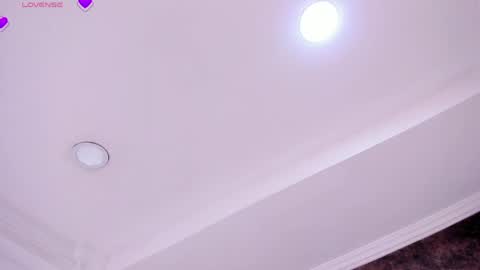 CristineRain online show from April 17, 5:32 am