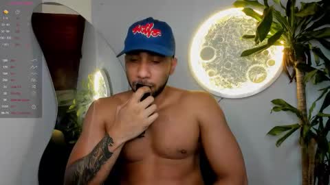 Cristian online show from February 22, 5:26 pm