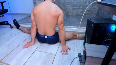 Cristobal Alzate online show from February 28, 2:09 pm