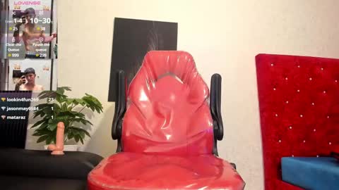 cristopher23  online show from February 10, 11:13 pm