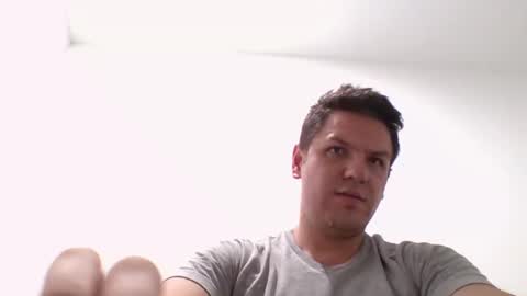 cristopher3042 online show from October 30, 3:07 am