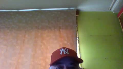 crmperez online show from December 14, 9:21 pm