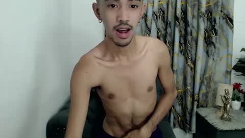 crocodale online show from September 24, 9:27 am