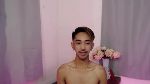 crocodale online show from September 23, 9:25 am