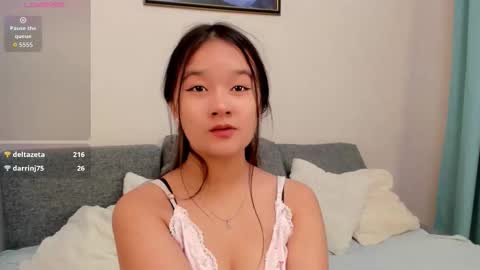 crushbaandicute111 online show from October 10, 6:14 pm