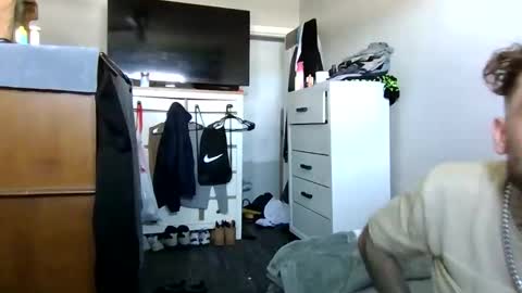 cruz815 online show from April 15, 8:42 pm