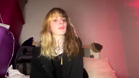 kybaby online show from January 14, 9:51 pm