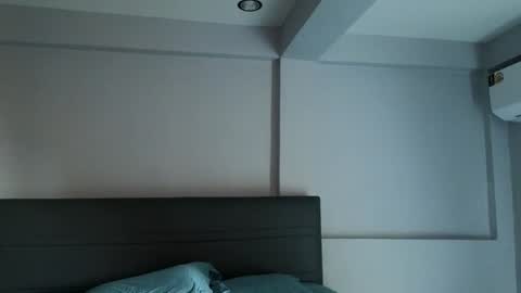 Lin inst lingoodyy online show from February 2, 2:48 am