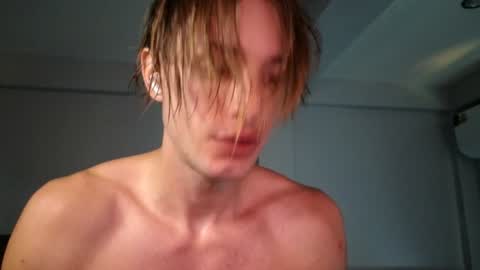 Lin inst lingoodyy online show from February 3, 3:31 am