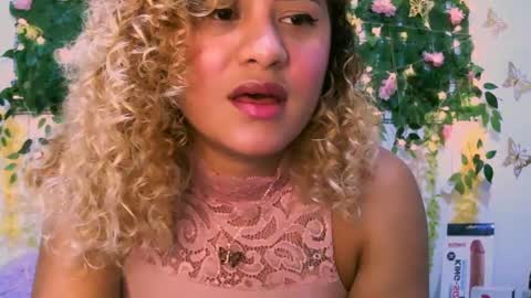 crysrus online show from February 15, 12:15 am