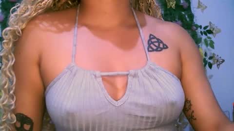 crysrus online show from November 30, 1:23 am