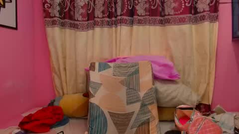 Instagram cristal espinosa1 online show from January 18, 9:45 pm