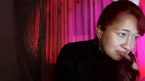 Snapshot of crystal_669 chatting on February 16, 3:47 am carol online show from February 16, 3:47 am