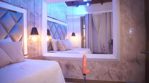 crystal_gilton online show from February 11, 7:50 pm