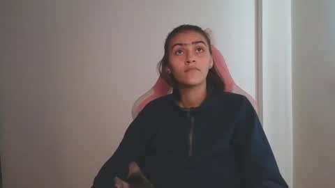 Crystal Blaze online show from December 17, 11:39 am