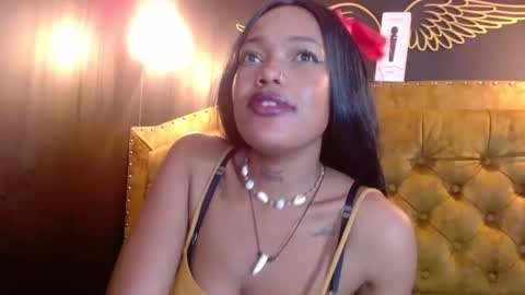 Snapshot of crystalbrooke3x chatting on March 9, 11:14 pm Crystal online show from March 9, 11:14 pm