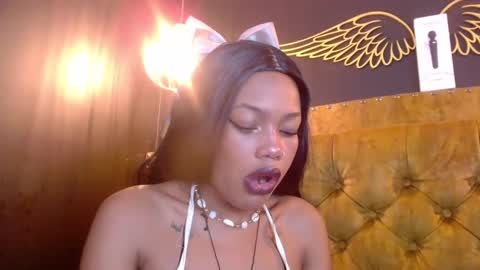 Snapshot of crystalbrooke3x chatting on March 7, 8:00 pm Crystal online show from March 7, 8:00 pm