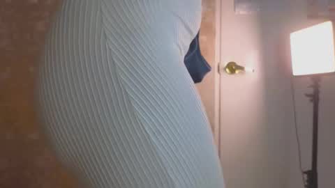 Crystal online show from March 13, 2:48 am