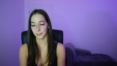 Crystalbrunette18 online show from May 17, 12:58 pm
