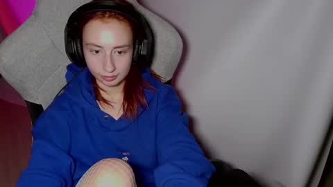 Snapshot of crystallkris chatting on January 10, 4:33 am Kristina online show from January 10, 4:33 am