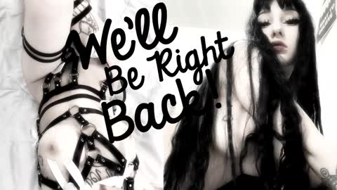 Sasha    Make me moan with patterns   good music here  online show from November 5, 4:09 pm