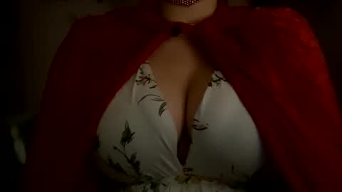 crystalyn777 online show from October 2, 2:21 am